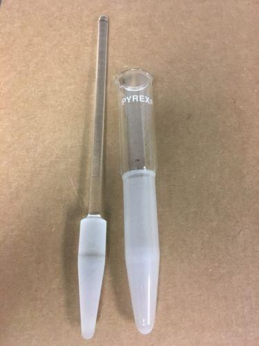 Pyrex tissue grinder, very nice. ID 300176