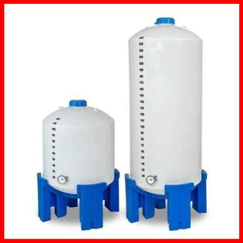 Distill water storage tank